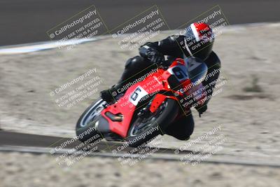 media/Nov-01-2025-TrackDaz (Sat) [[2b4d5192bc]]/A Group/12pm (Turn 2 (Outside)/